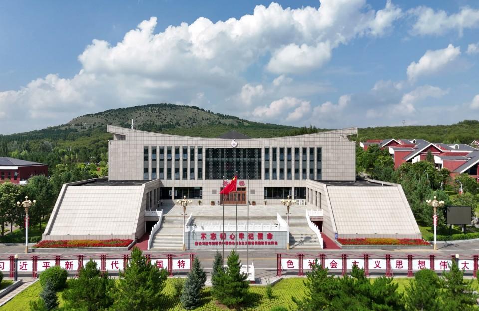 教学楼.jpg